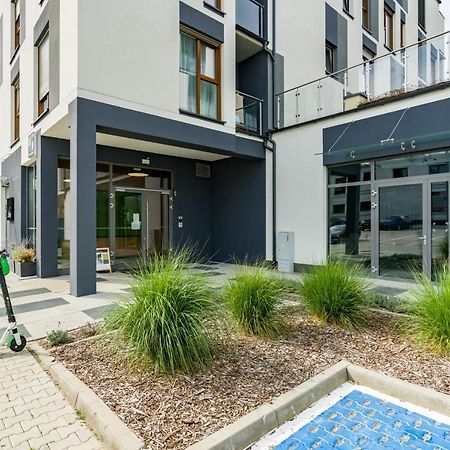 Warta Residence Apartments By Noclegi Renters Poznan Exterior foto