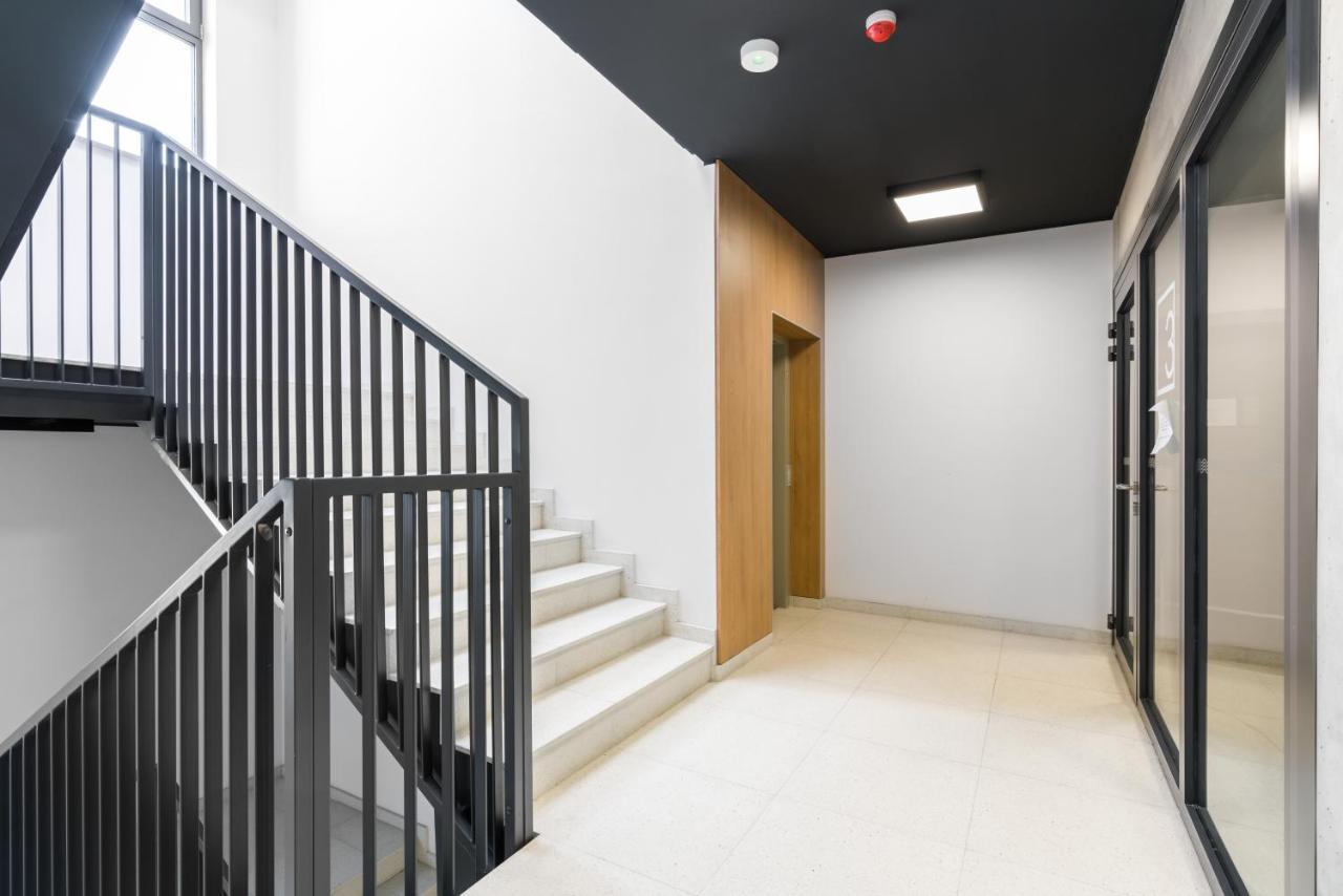 Warta Residence Apartments By Noclegi Renters Poznan Exterior foto