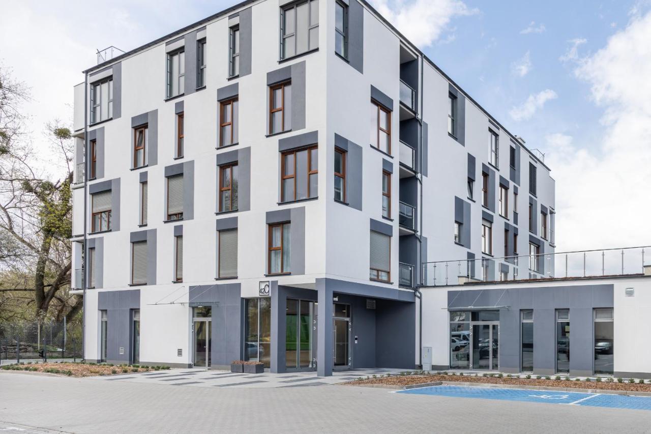 Warta Residence Apartments By Noclegi Renters Poznan Exterior foto